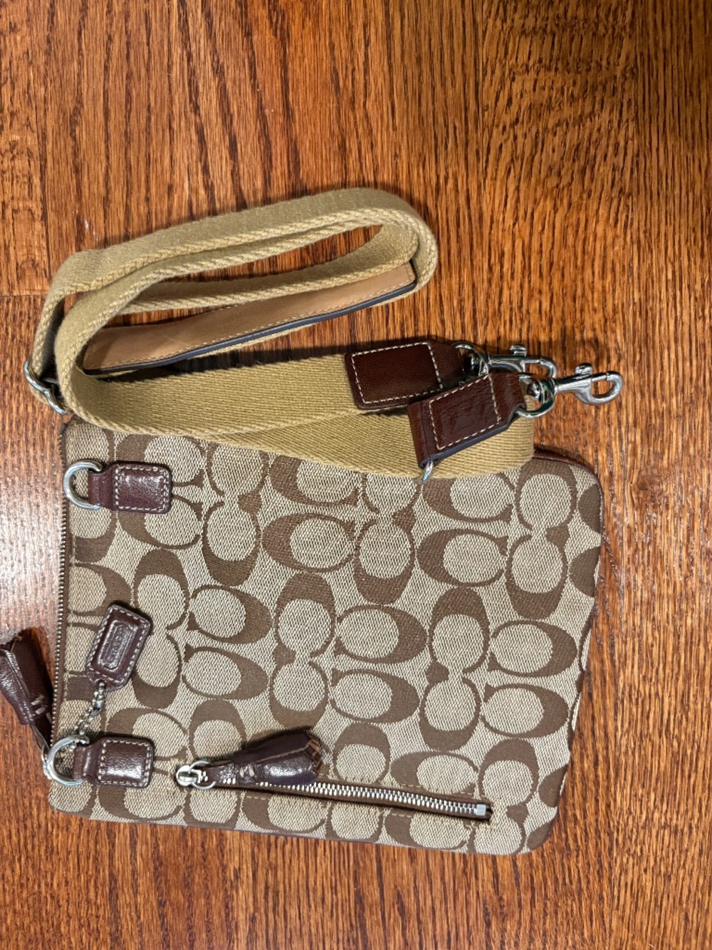 Coach purse - new without tag